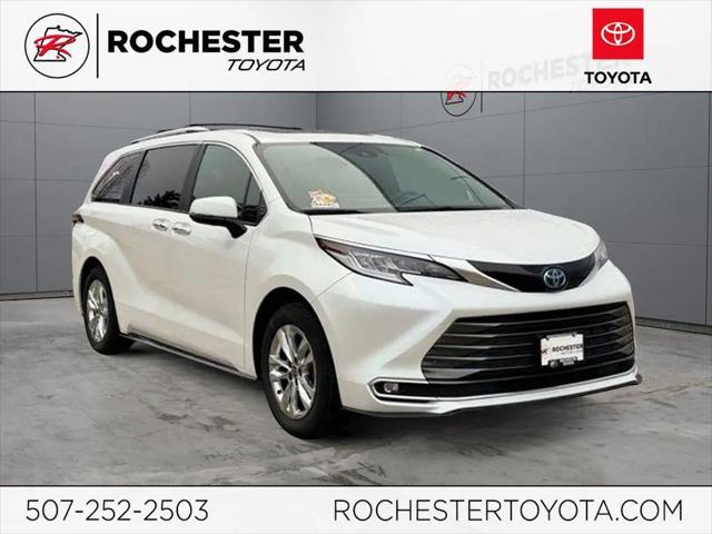 2025 Toyota Sienna Limited for sale in Rochester, MN