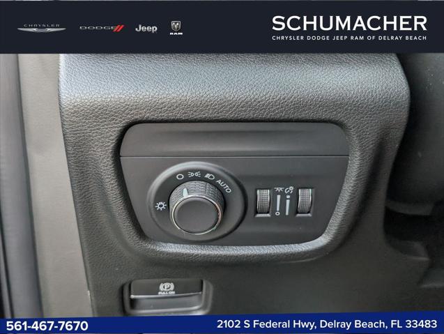 2026 Jeep Grand Cherokee Altitude 4x2