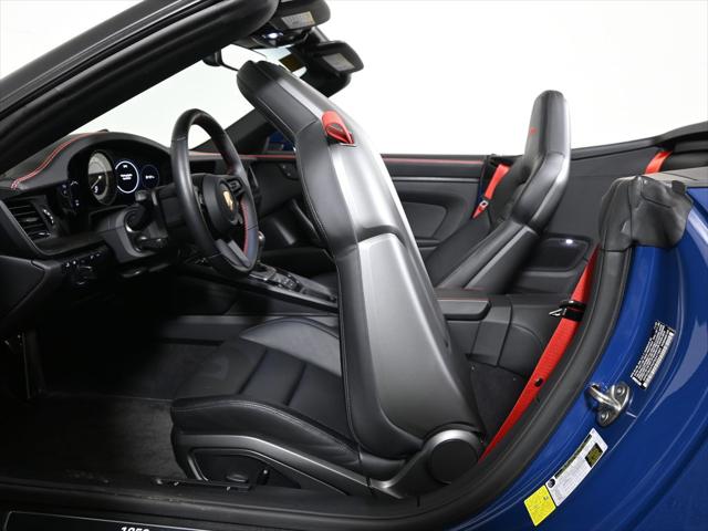 2023 Porsche 911 Carrera GTS Cabriolet