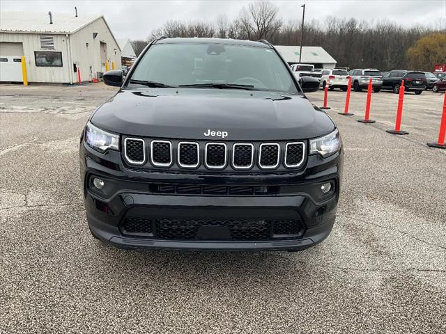 2023 Jeep Compass Latitude Lux FWD