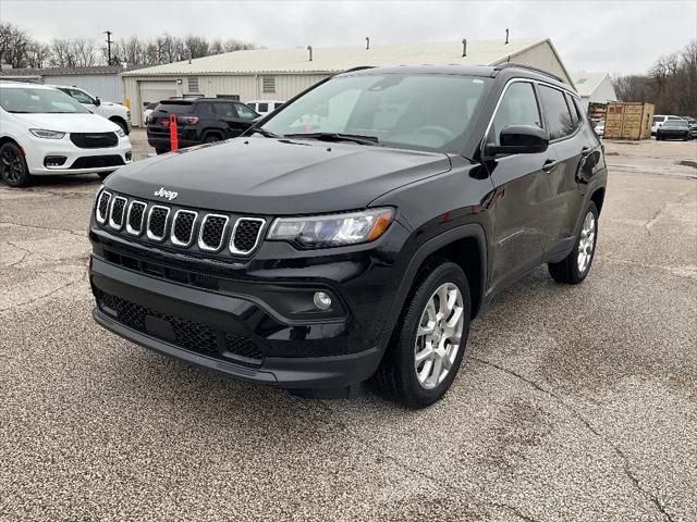 2023 Jeep Compass Latitude Lux FWD