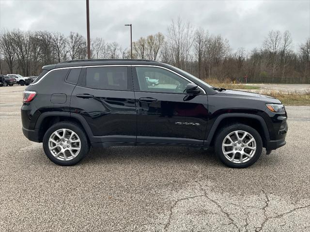 2023 Jeep Compass Latitude Lux FWD