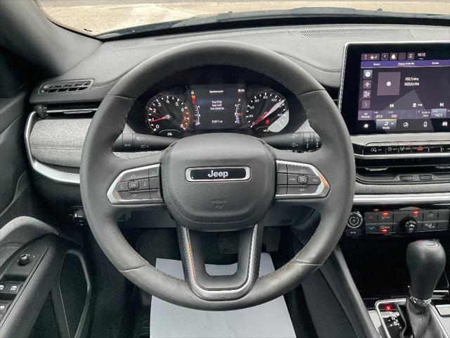 2023 Jeep Compass Latitude Lux FWD