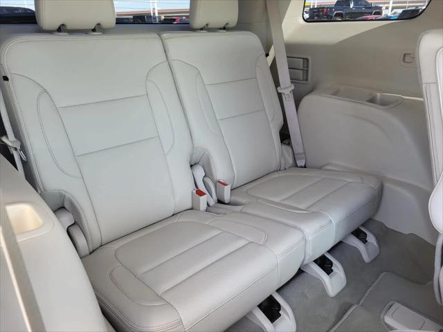2023 GMC Acadia AWD Denali