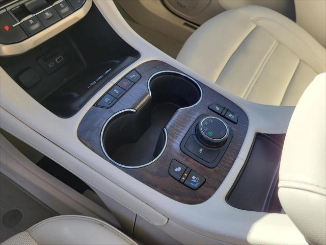 2023 GMC Acadia AWD Denali