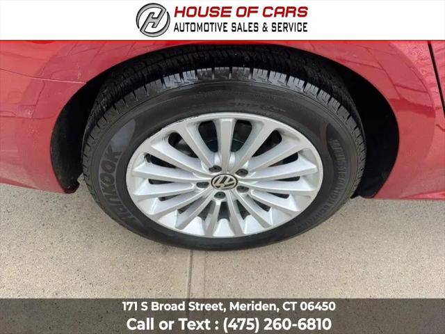 2017 Volkswagen Passat 1.8T SE