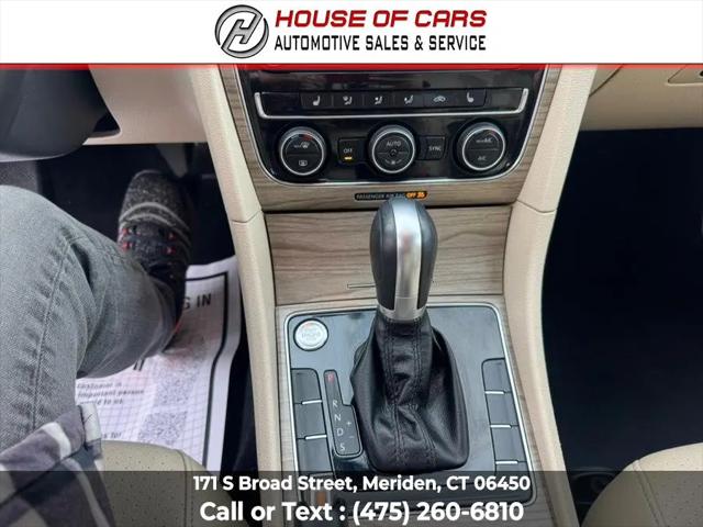 2017 Volkswagen Passat 1.8T SE