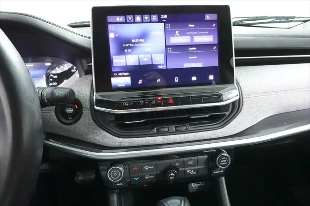 2022 Jeep Compass Latitude Lux 4x4