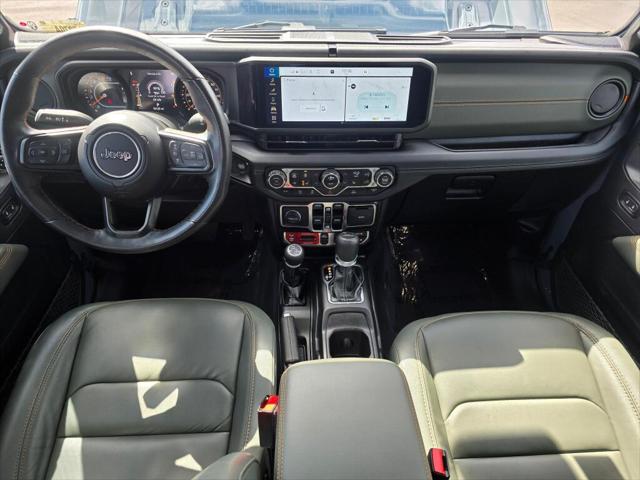 2024 Jeep Gladiator Sport