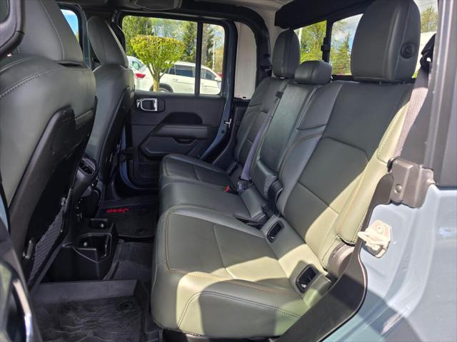2024 Jeep Gladiator Sport