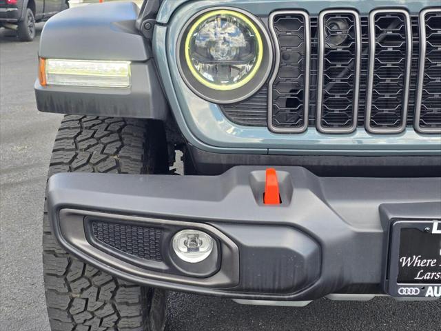 2024 Jeep Gladiator Sport