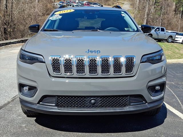 2022 Jeep Cherokee Latitude Lux 4x4 2022 Jeep Cherokee Latitude Lux 4x4