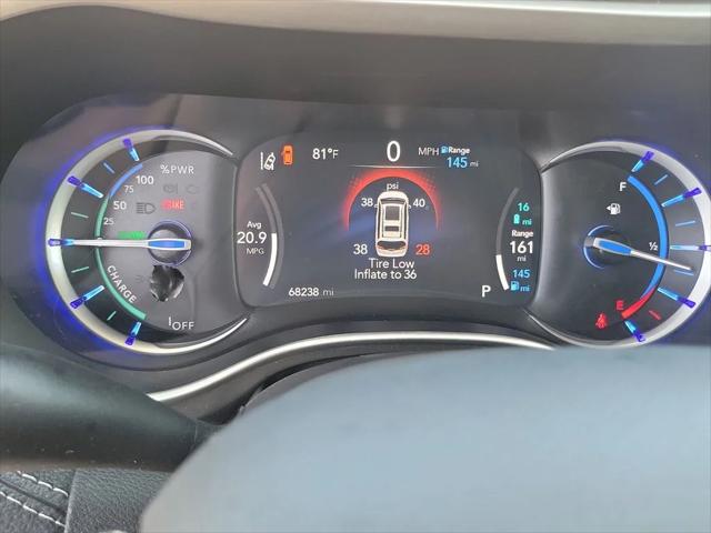2024 Chrysler Pacifica Hybrid Select