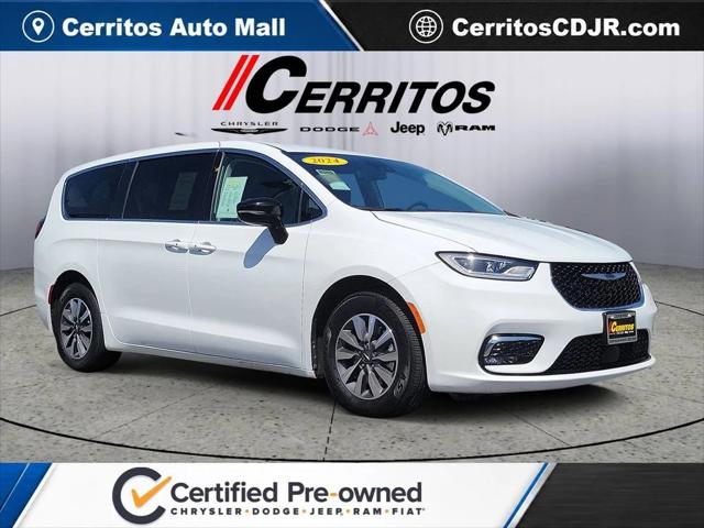 2024 Chrysler Pacifica Hybrid Select for sale in Cerritos, CA