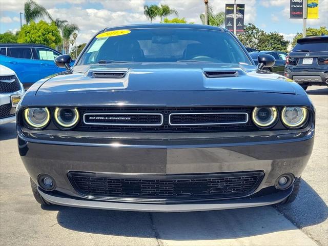 2015 Dodge Challenger SXT Plus