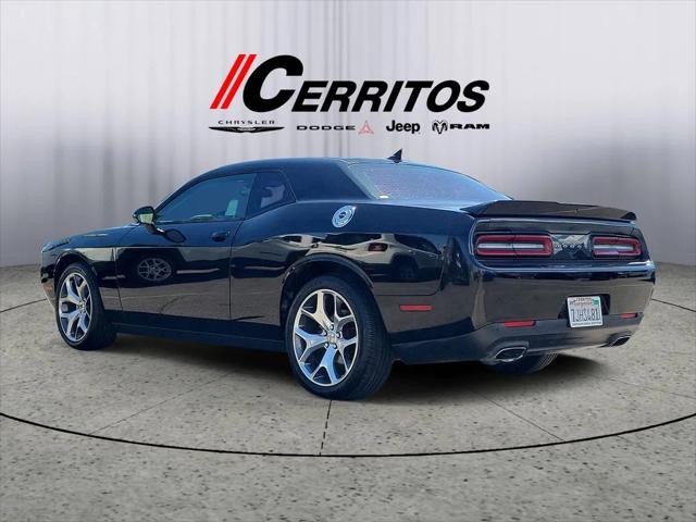 2015 Dodge Challenger SXT Plus