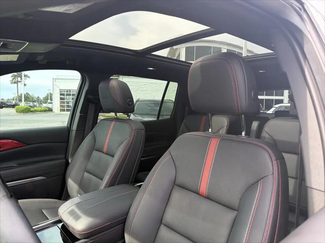 2024 Chevrolet Traverse AWD RS