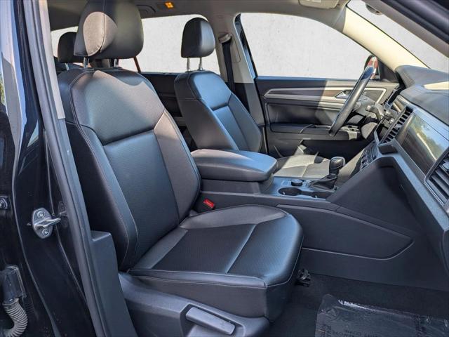 2019 Volkswagen Atlas 3.6L V6 SE w/Technology R-Line