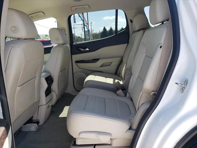 2023 GMC Acadia AWD Denali