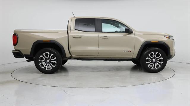2024 GMC Canyon 4WD AT4