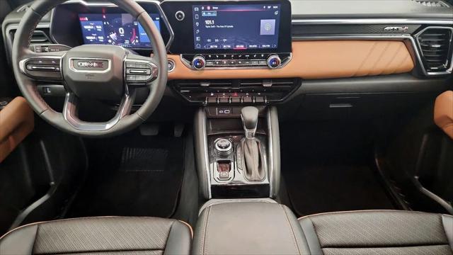 2024 GMC Canyon 4WD AT4