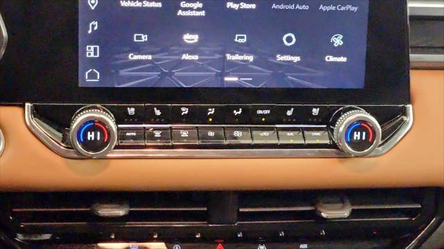 2024 GMC Canyon 4WD AT4