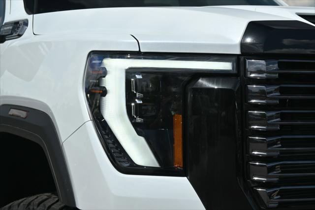 2026 GMC Sierra 3500HD Crew Cab, Long Bed, Denali Ultimate DRW, 4WD