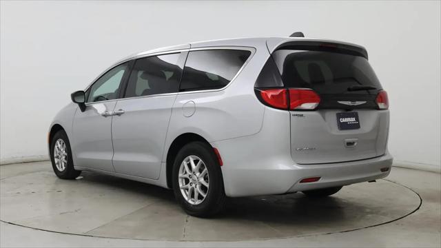 2024 Chrysler Voyager LX