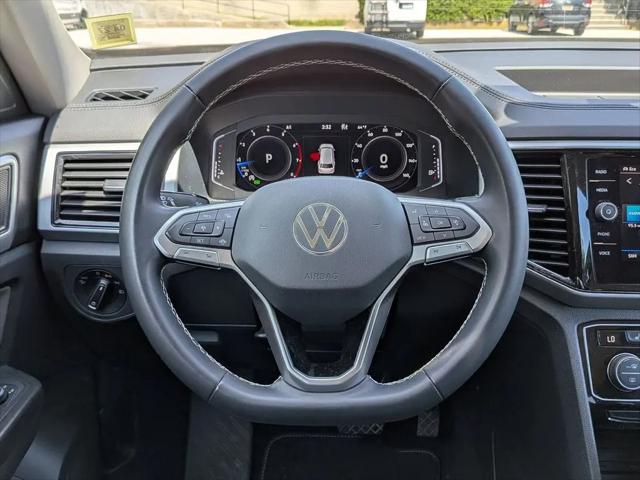 2023 Volkswagen Atlas 2.0T SE w/Technology