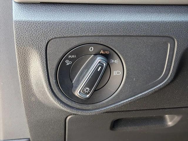 2023 Volkswagen Atlas 2.0T SE w/Technology