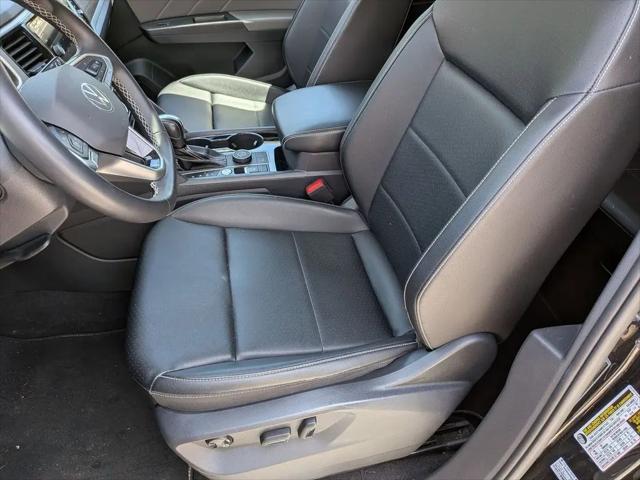 2023 Volkswagen Atlas 2.0T SE w/Technology