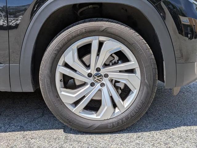2023 Volkswagen Atlas 2.0T SE w/Technology