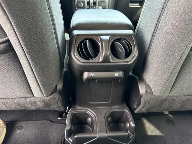 2025 Jeep Wrangler 4-Door Summit 4x4