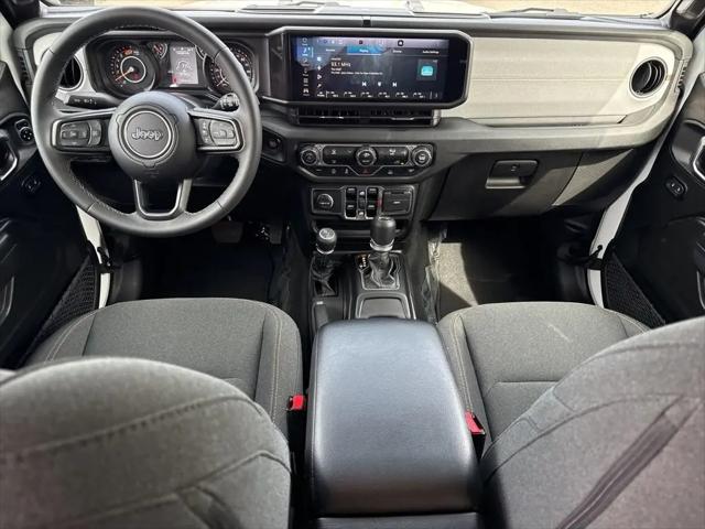 2025 Jeep Wrangler 4-Door Summit 4x4