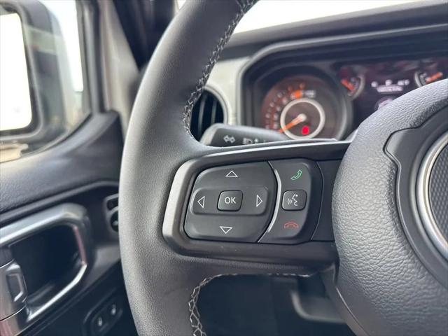 2025 Jeep Wrangler 4-Door Summit 4x4