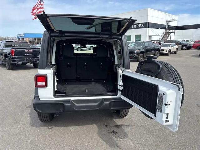 2025 Jeep Wrangler 4-Door Summit 4x4