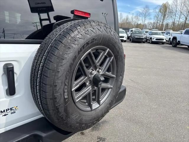 2025 Jeep Wrangler 4-Door Summit 4x4