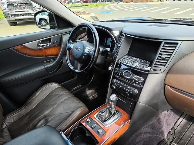 2011 INFINITI FX35 FX35