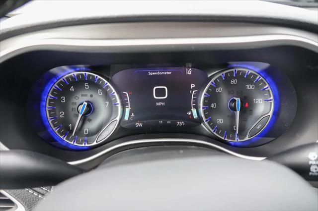 2027 Chrysler Pacifica Limited AWD