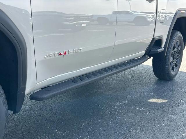 2026 GMC Sierra 2500HD Crew Cab, Standard Bed, AT4, 4WD