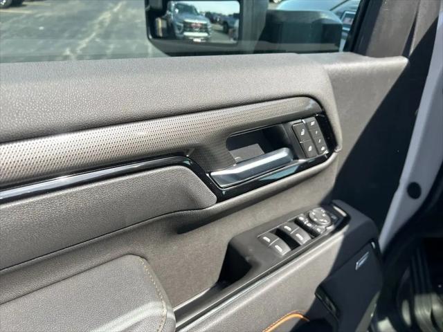 2026 GMC Sierra 2500HD Crew Cab, Standard Bed, AT4, 4WD