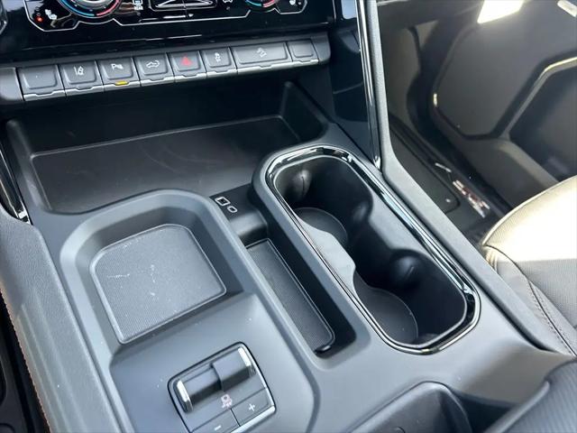 2026 GMC Sierra 2500HD Crew Cab, Standard Bed, AT4, 4WD