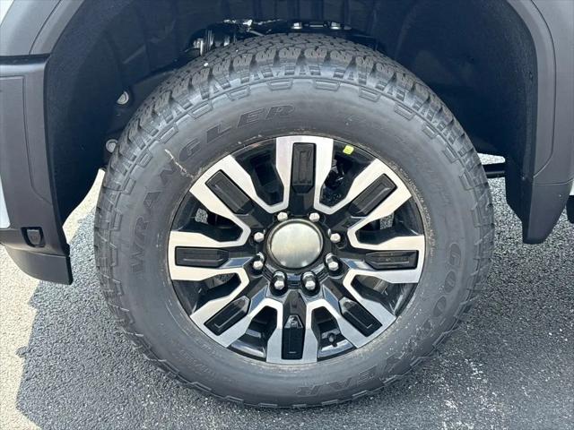2026 GMC Sierra 2500HD Crew Cab, Standard Bed, Denali Ultimate, 4WD