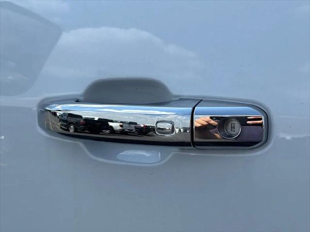 2026 GMC Sierra 2500HD Crew Cab, Standard Bed, Denali Ultimate, 4WD