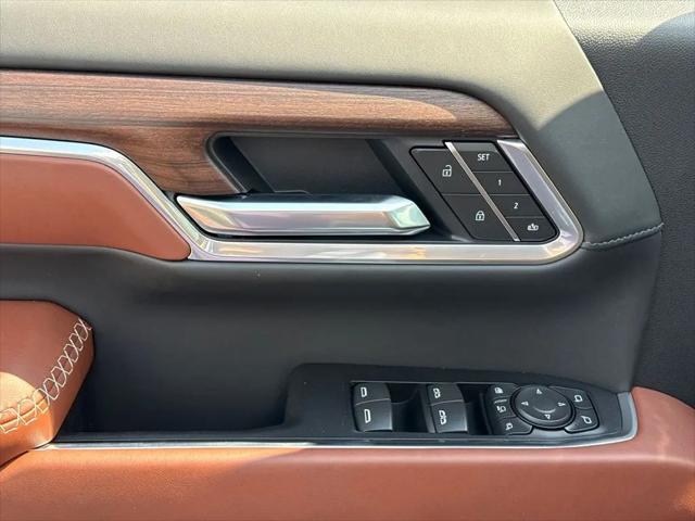 2026 GMC Sierra 2500HD Crew Cab, Standard Bed, Denali Ultimate, 4WD