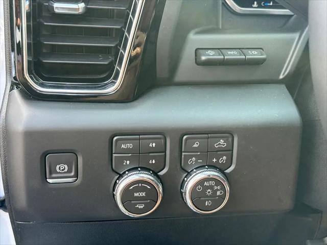 2026 GMC Sierra 2500HD Crew Cab, Standard Bed, Denali Ultimate, 4WD