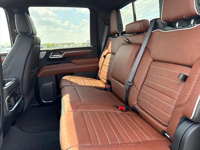 2026 GMC Sierra 2500HD Crew Cab, Standard Bed, Denali Ultimate, 4WD