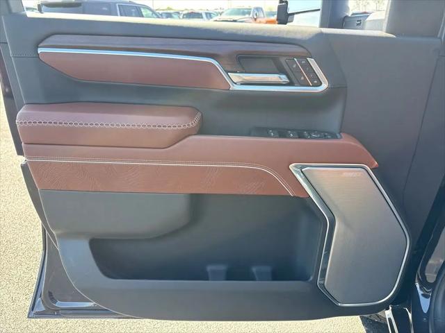 2026 GMC Sierra 2500HD Crew Cab, Standard Bed, Denali Ultimate, 4WD