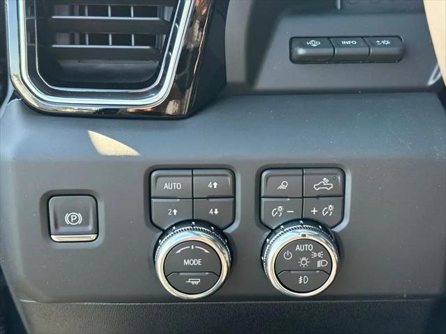 2026 GMC Sierra 2500HD Crew Cab, Standard Bed, Denali Ultimate, 4WD