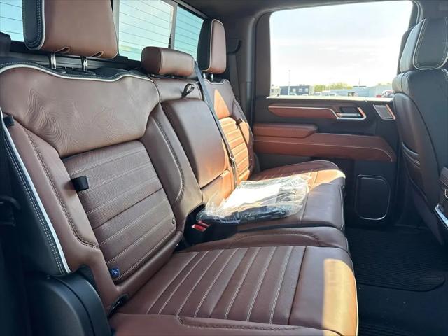 2026 GMC Sierra 2500HD Crew Cab, Standard Bed, Denali Ultimate, 4WD